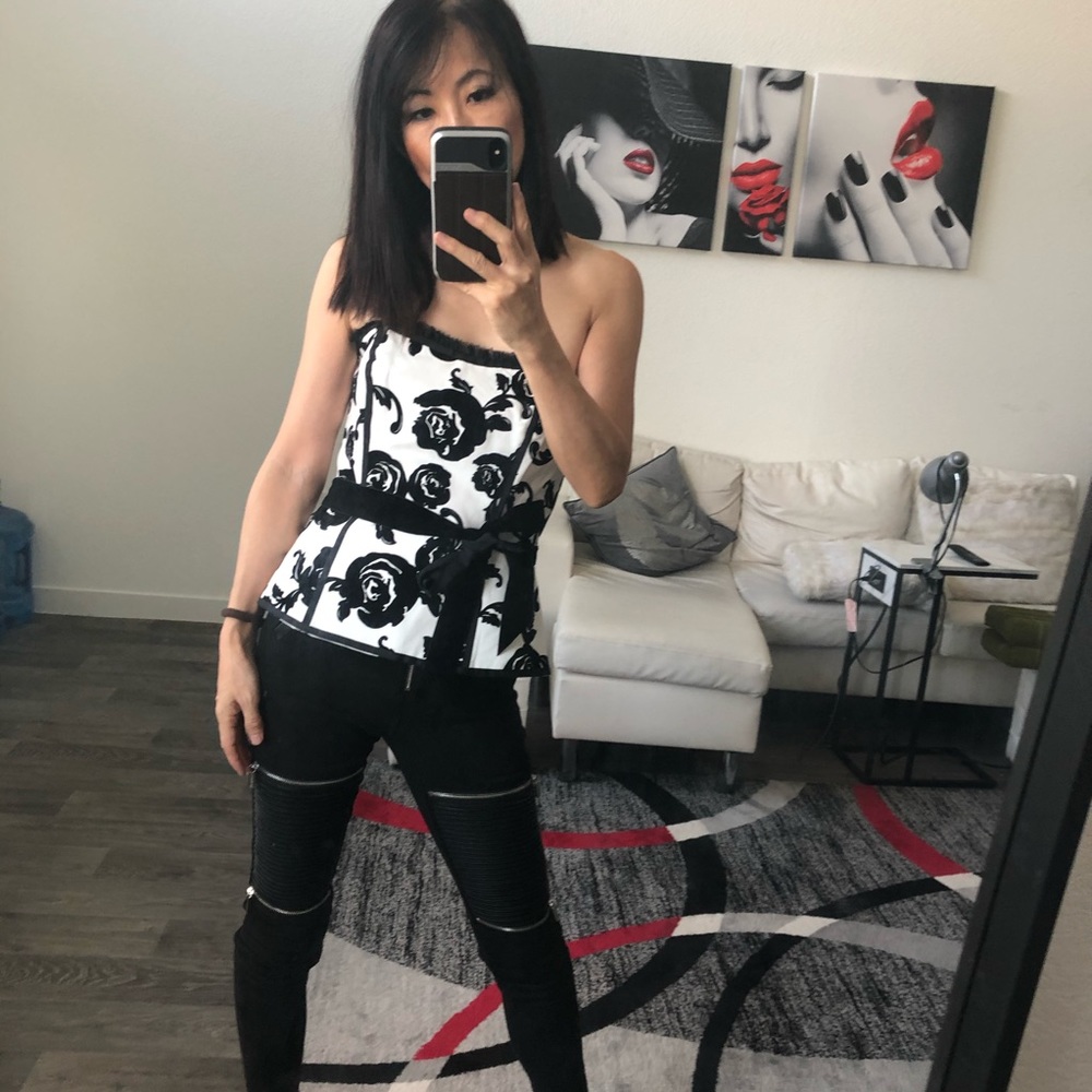 BMWH black and white flower tube top - Picture 3 of 3